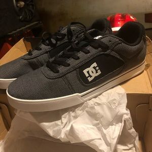 DC SHOES
